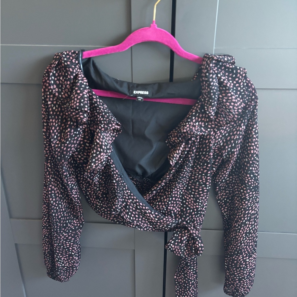 Express Ruffle Shiirt